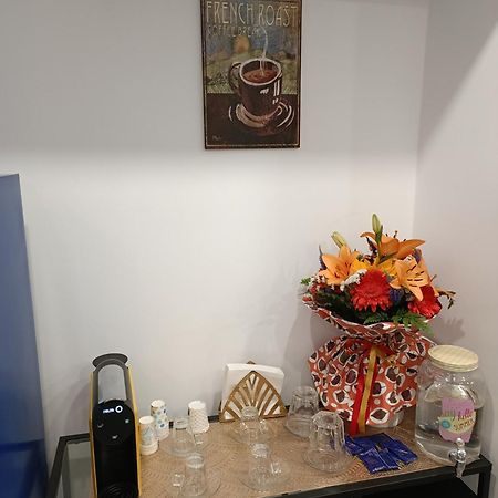 Plaza Caparica Hostel Коста да Капарика Екстериор снимка