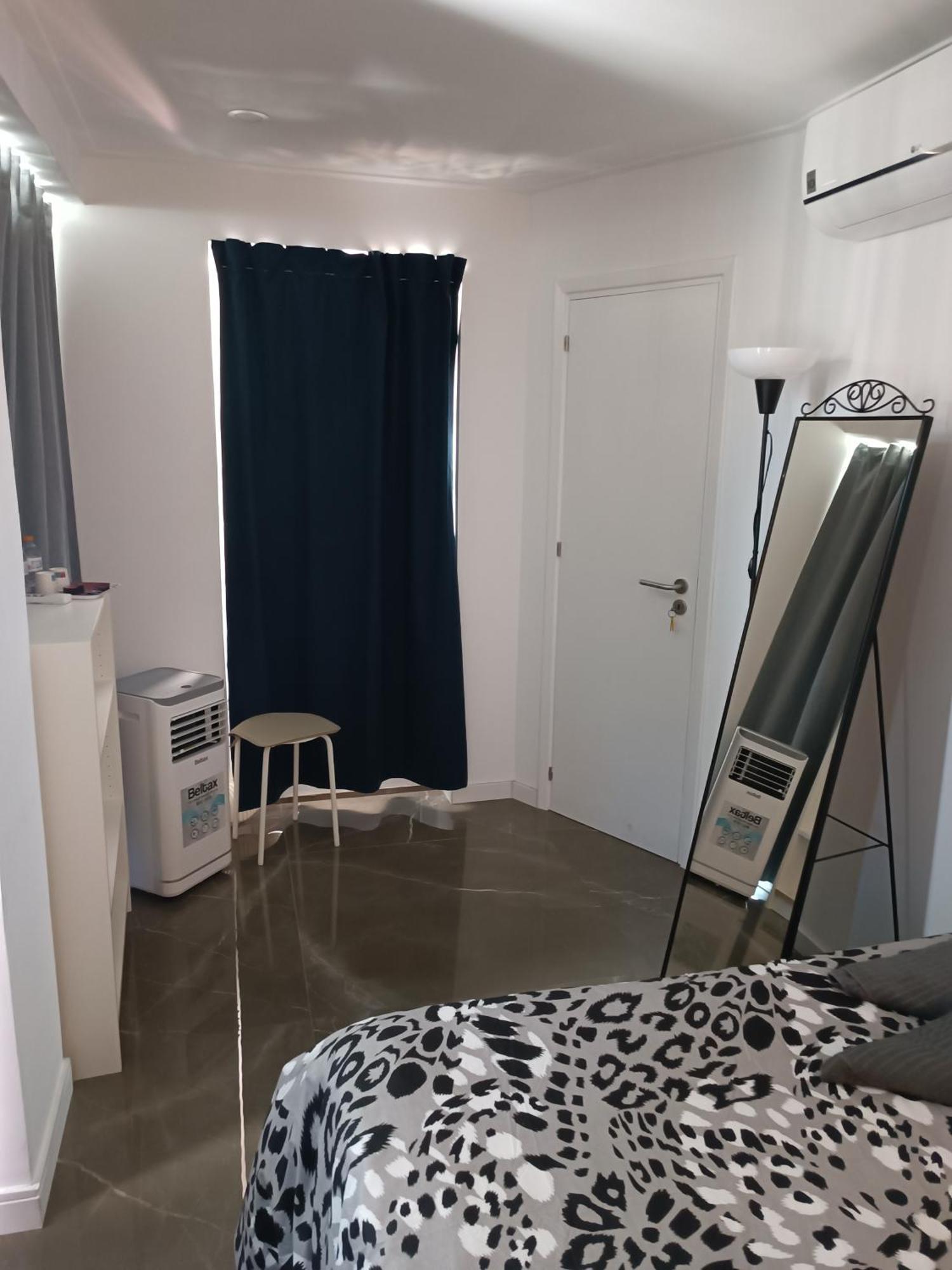Plaza Caparica Hostel Коста да Капарика Екстериор снимка
