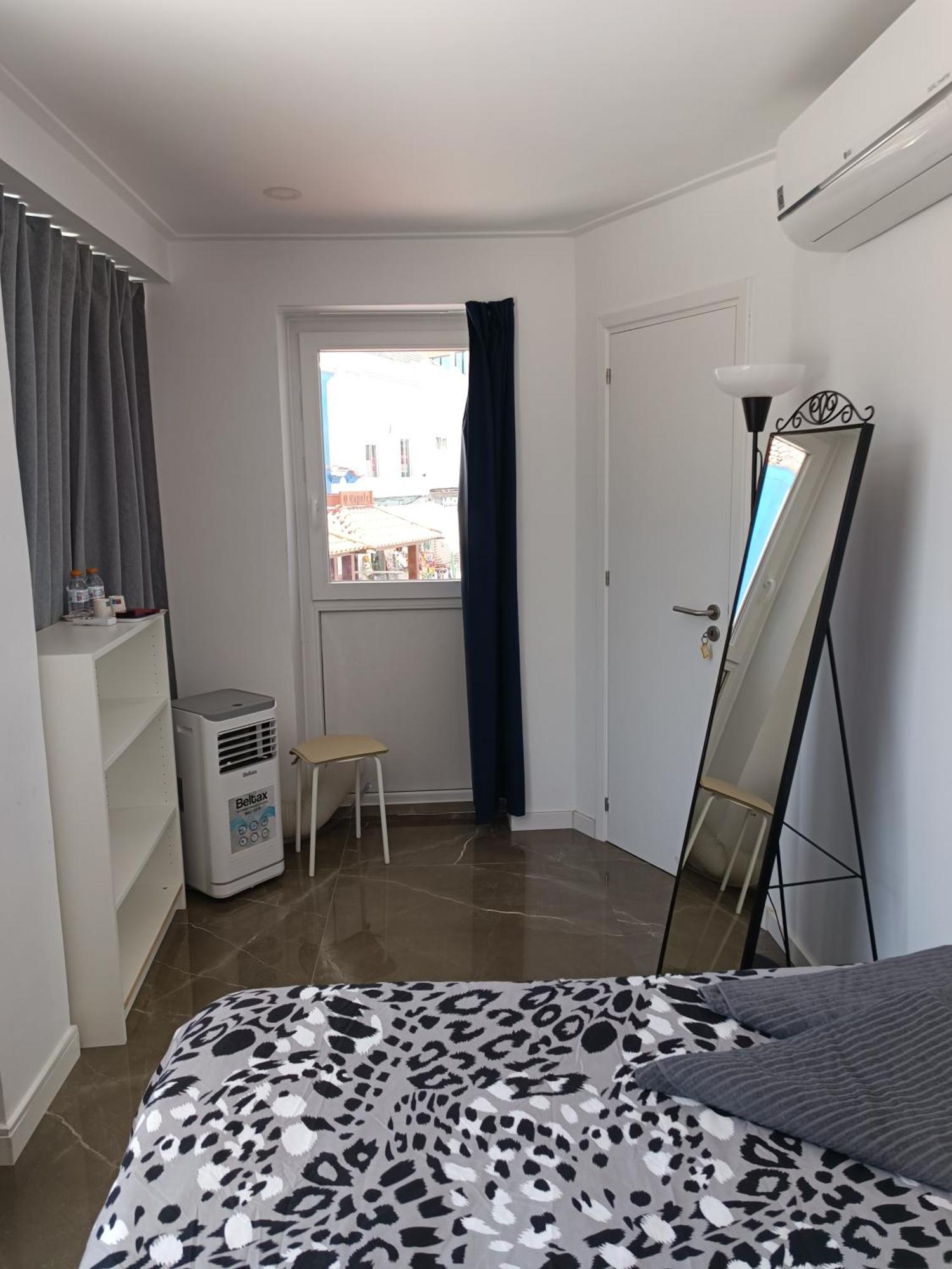 Plaza Caparica Hostel Коста да Капарика Екстериор снимка