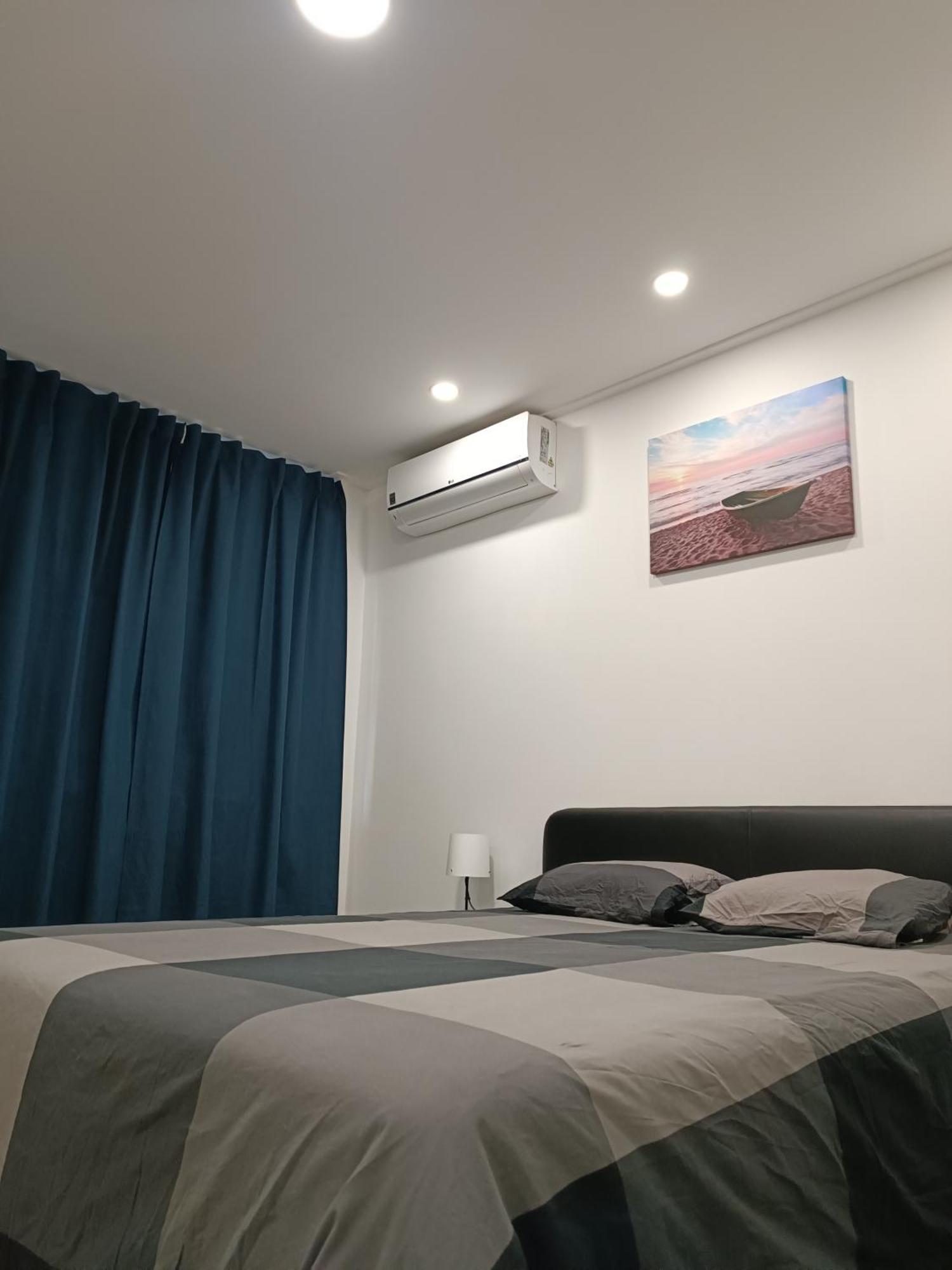 Plaza Caparica Hostel Коста да Капарика Екстериор снимка
