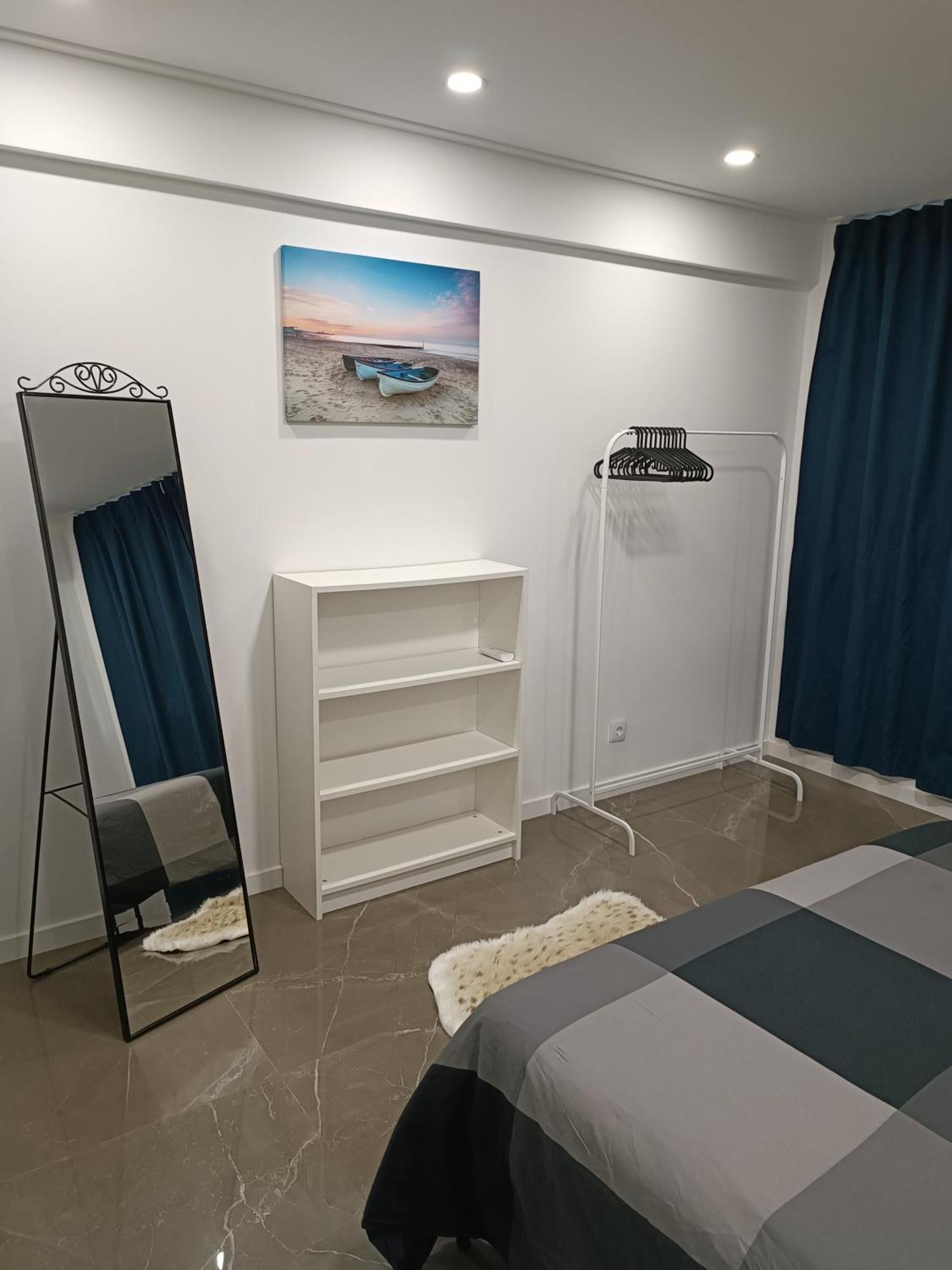 Plaza Caparica Hostel Коста да Капарика Екстериор снимка
